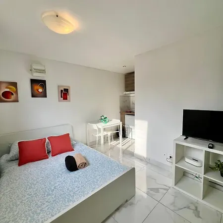 Chemin De Fer, Charmants Apartamento *
