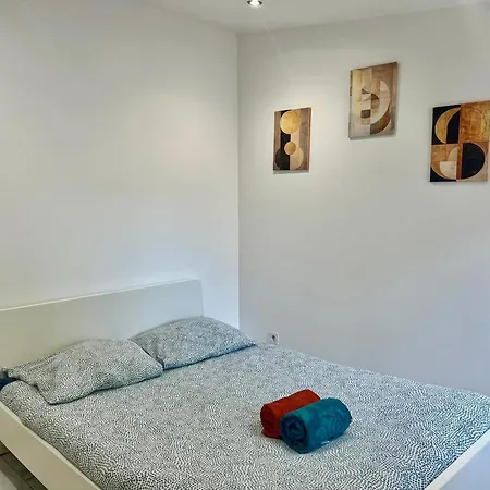 Chemin De Fer, Charmants Apartamento