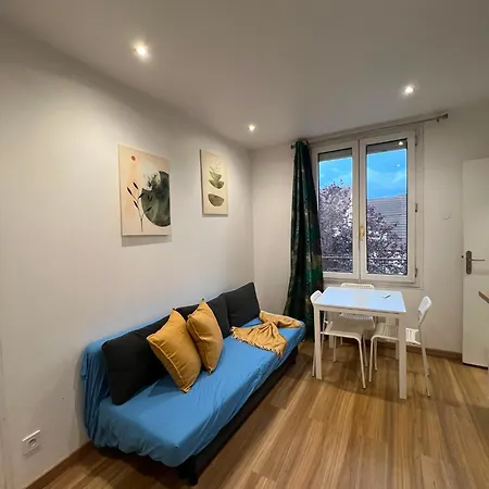 Chemin De Fer, Charmants Apartamento
